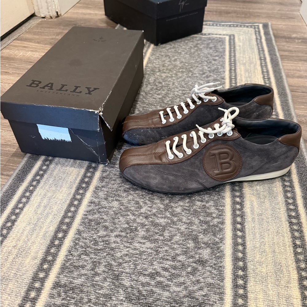 Bally Gray & Brown Suede Leather Low-Top Sneakers